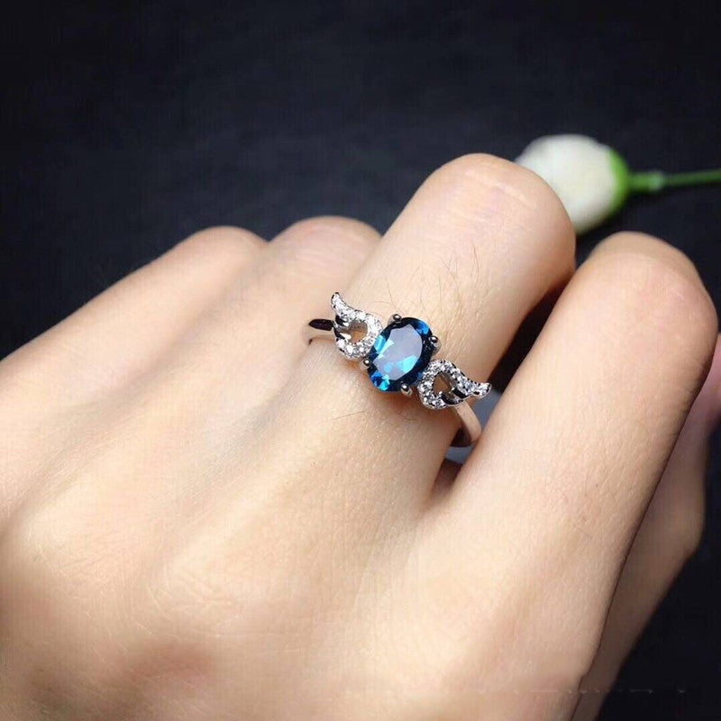 Blue Topaz Ring in 925 Silver with Delicate Mosaic